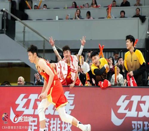 尼克斯,老鹰,季后赛,开云体育,开云体育官网,开云体育app,开云体育app下载