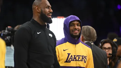 NBA：湖人队险夺胜利 115-113击败勇士队